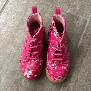 Minnie Mouse Toddler Booties